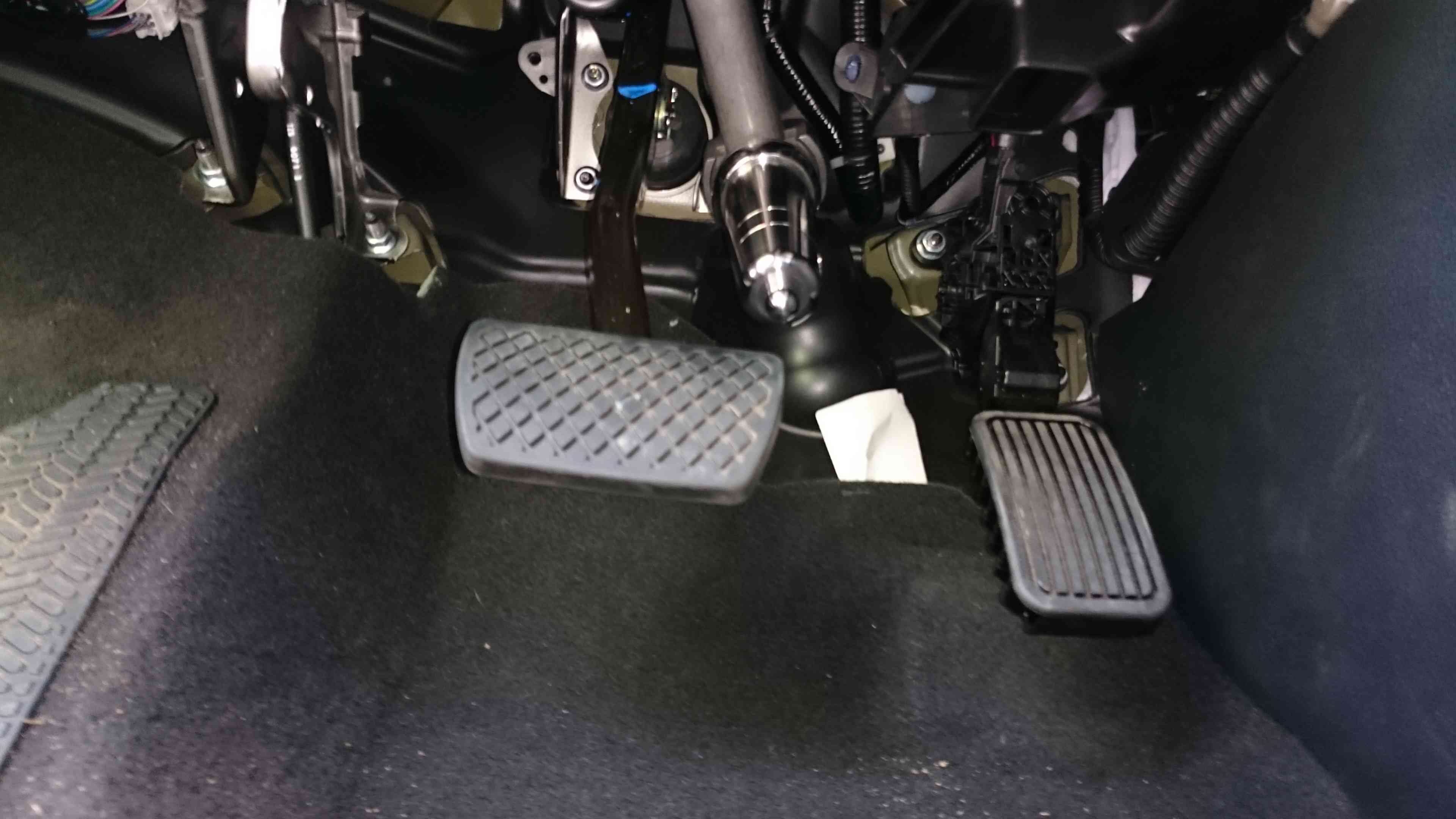 Блокиратор рулевого вала Заслон установленный на автомобиле Honda Pilot 2016-