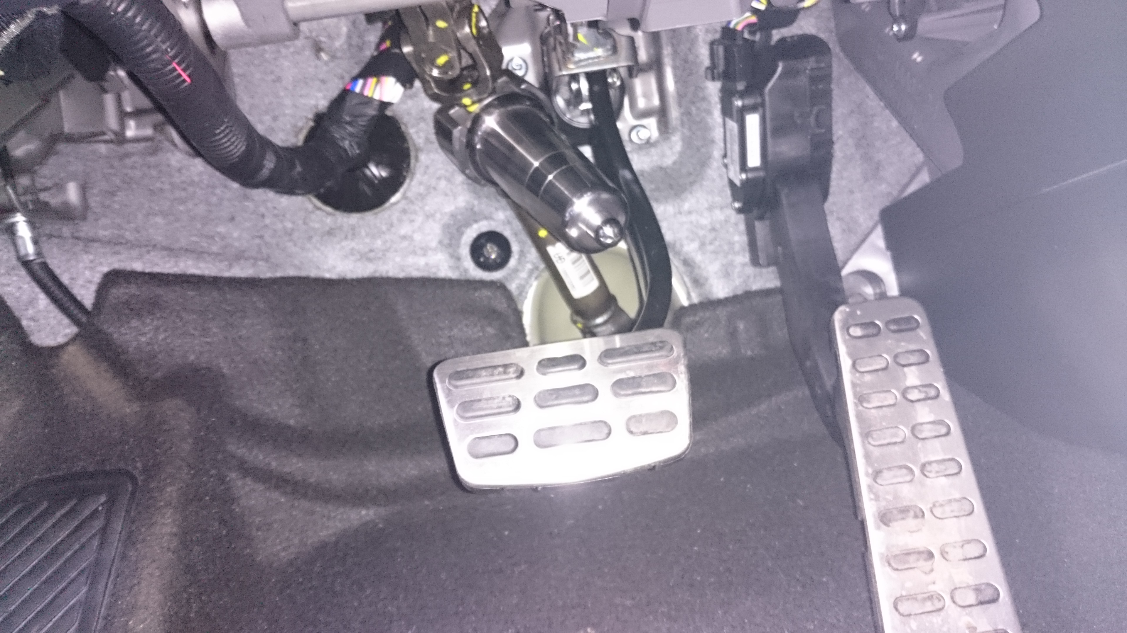 Блокиратор рулевого вала Заслон установленный на автомобиле Kia Optima 2010-2016
