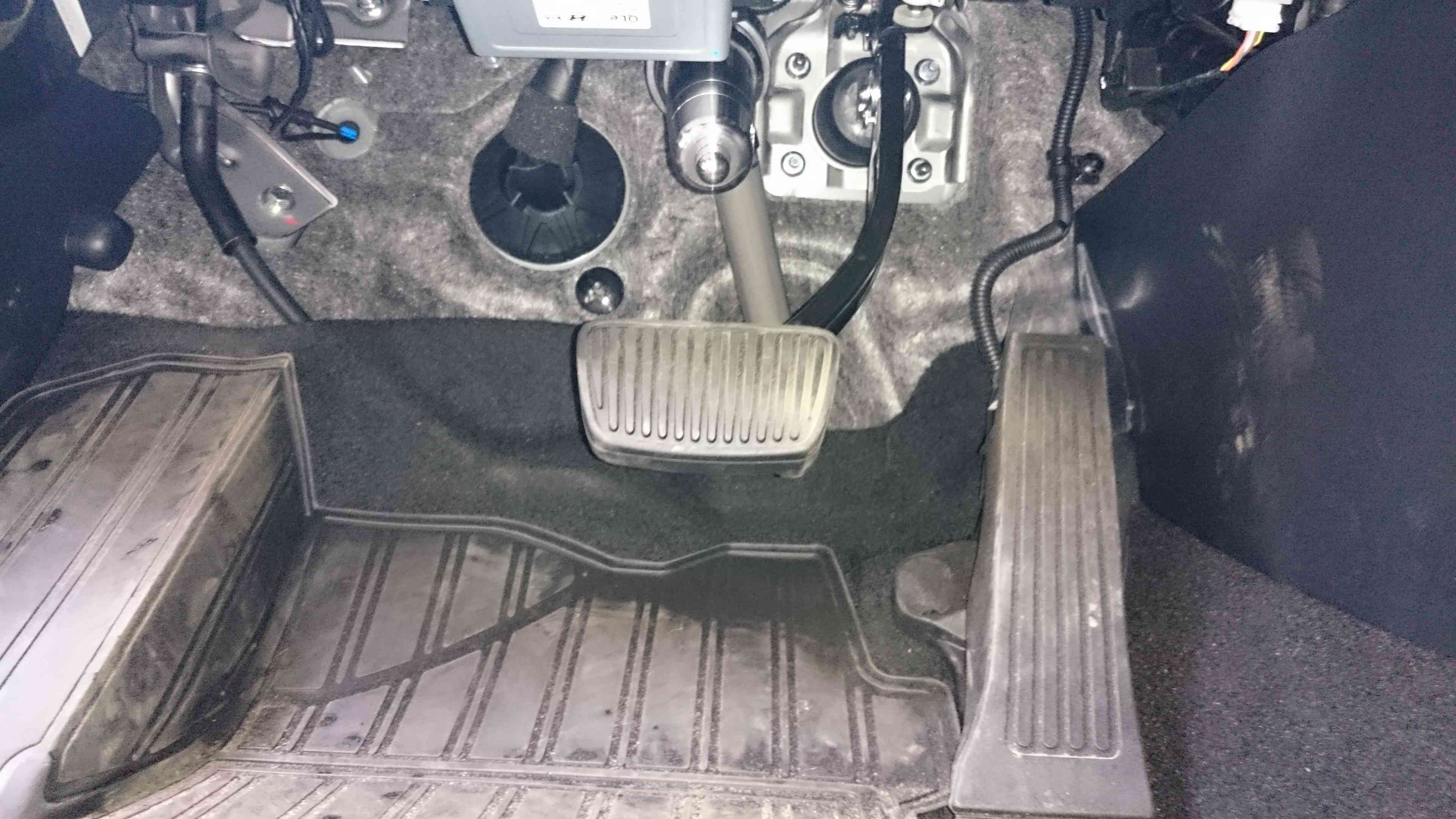 Блокиратор рулевого вала Заслон установленный на автомобиле Kia Sportage IV 2016-